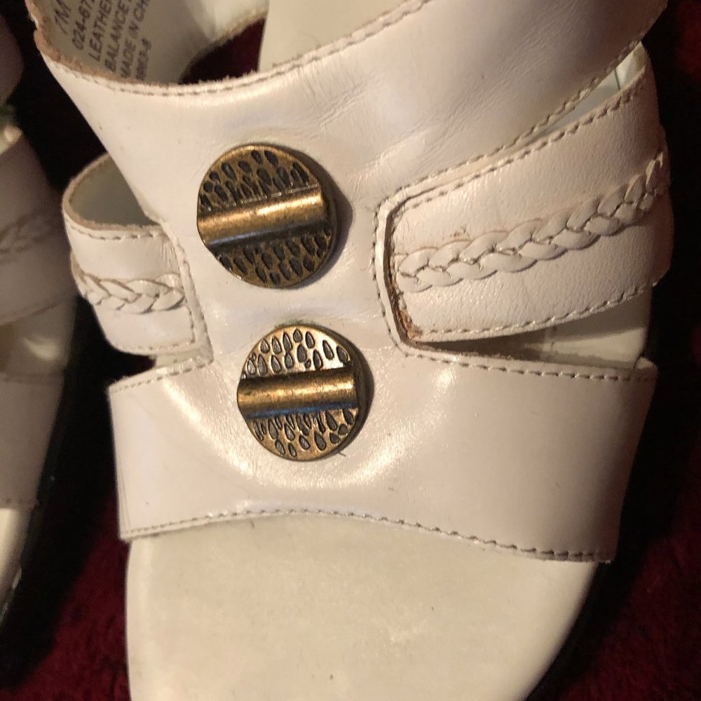 "St. John's Bay" White Sandals - Picture 2 of 3
